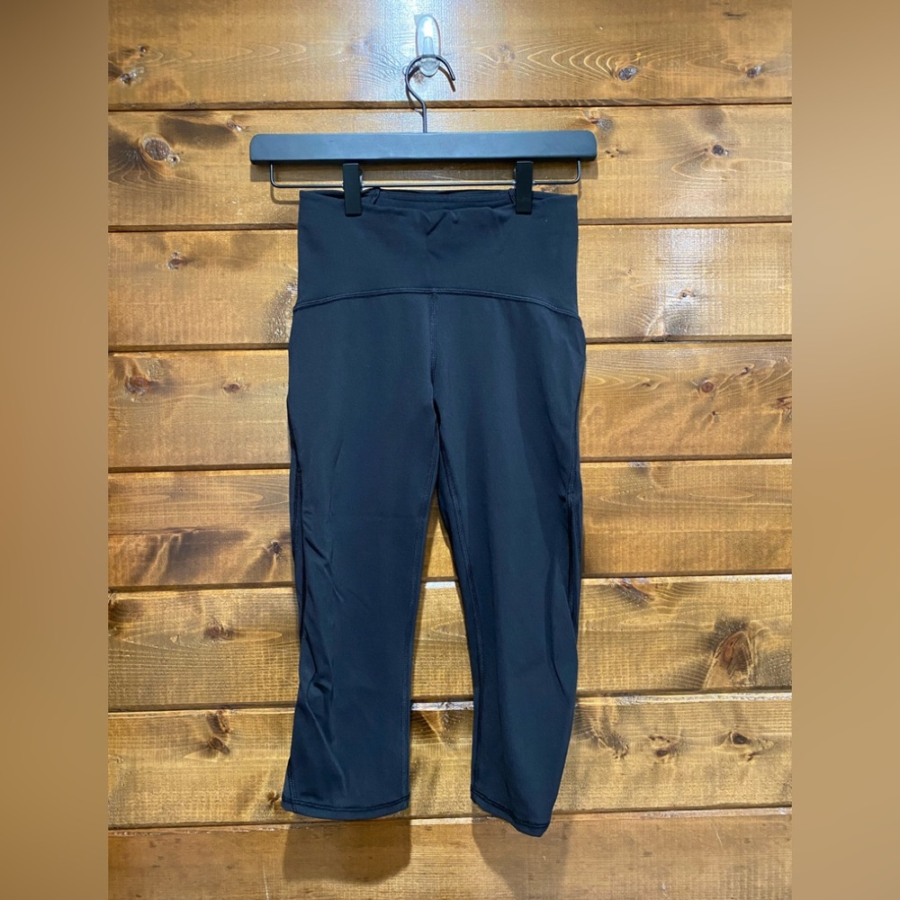 Lululemon Black Train Times Crop (17")
